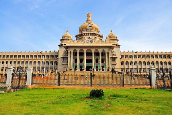 mada to bangalore cabs